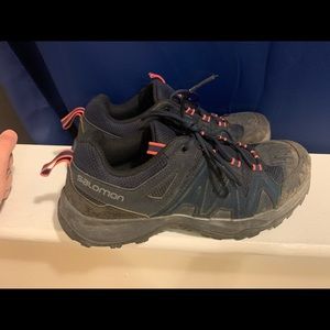 Salomon Womens trail running sneakers shoes